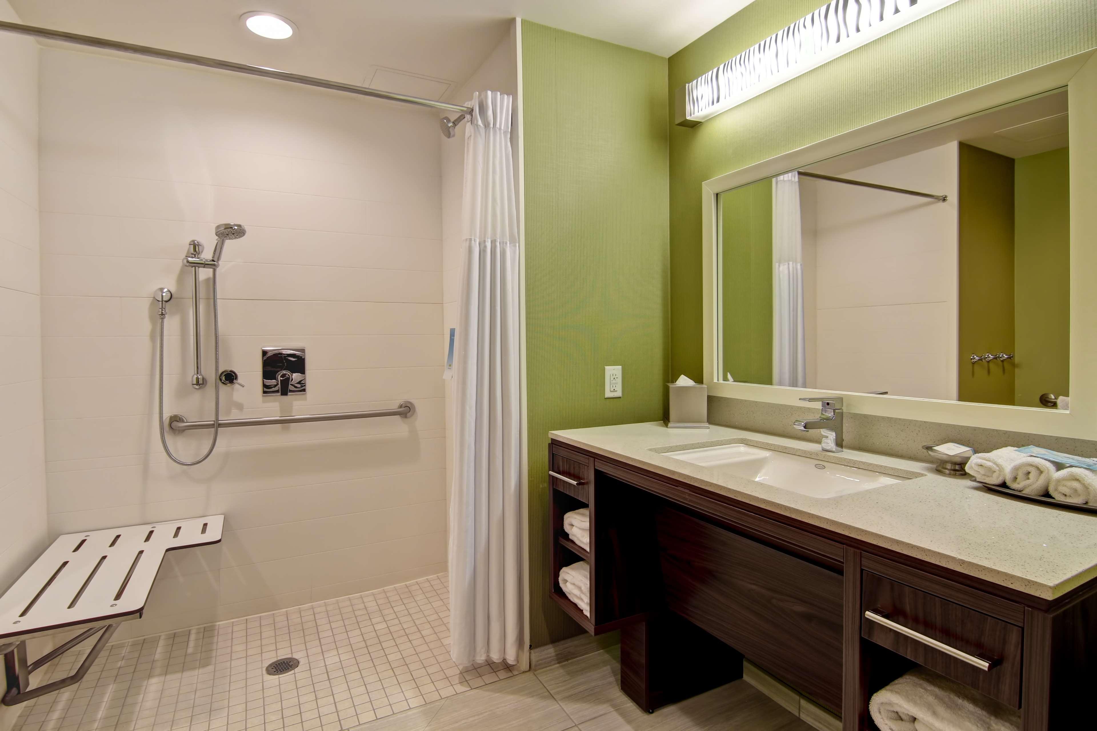 Home2 Suites By Hilton West Edmonton Eksteriør bilde
