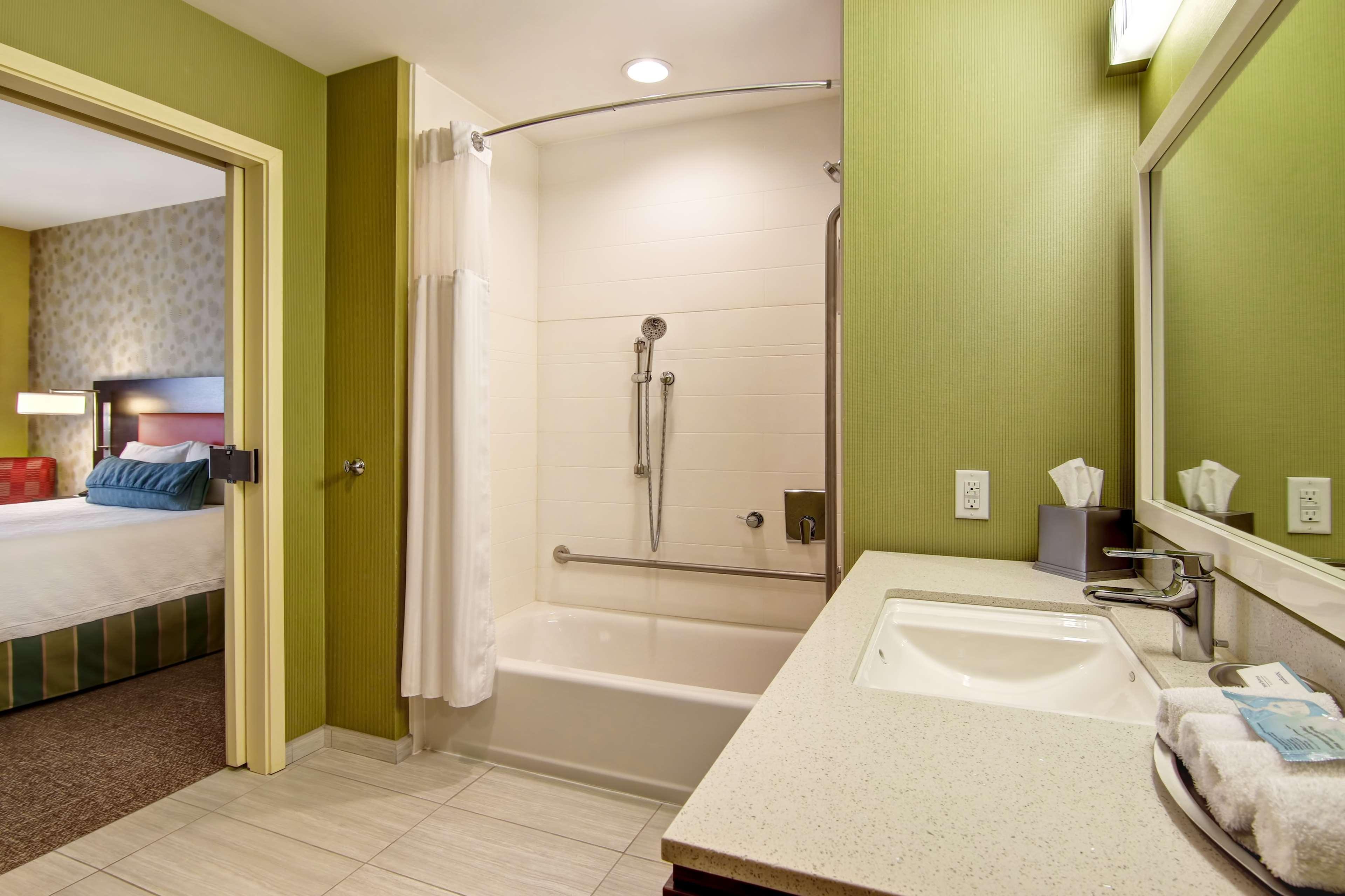 Home2 Suites By Hilton West Edmonton Eksteriør bilde