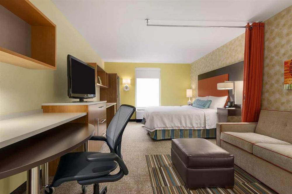 Home2 Suites By Hilton West Edmonton Rom bilde