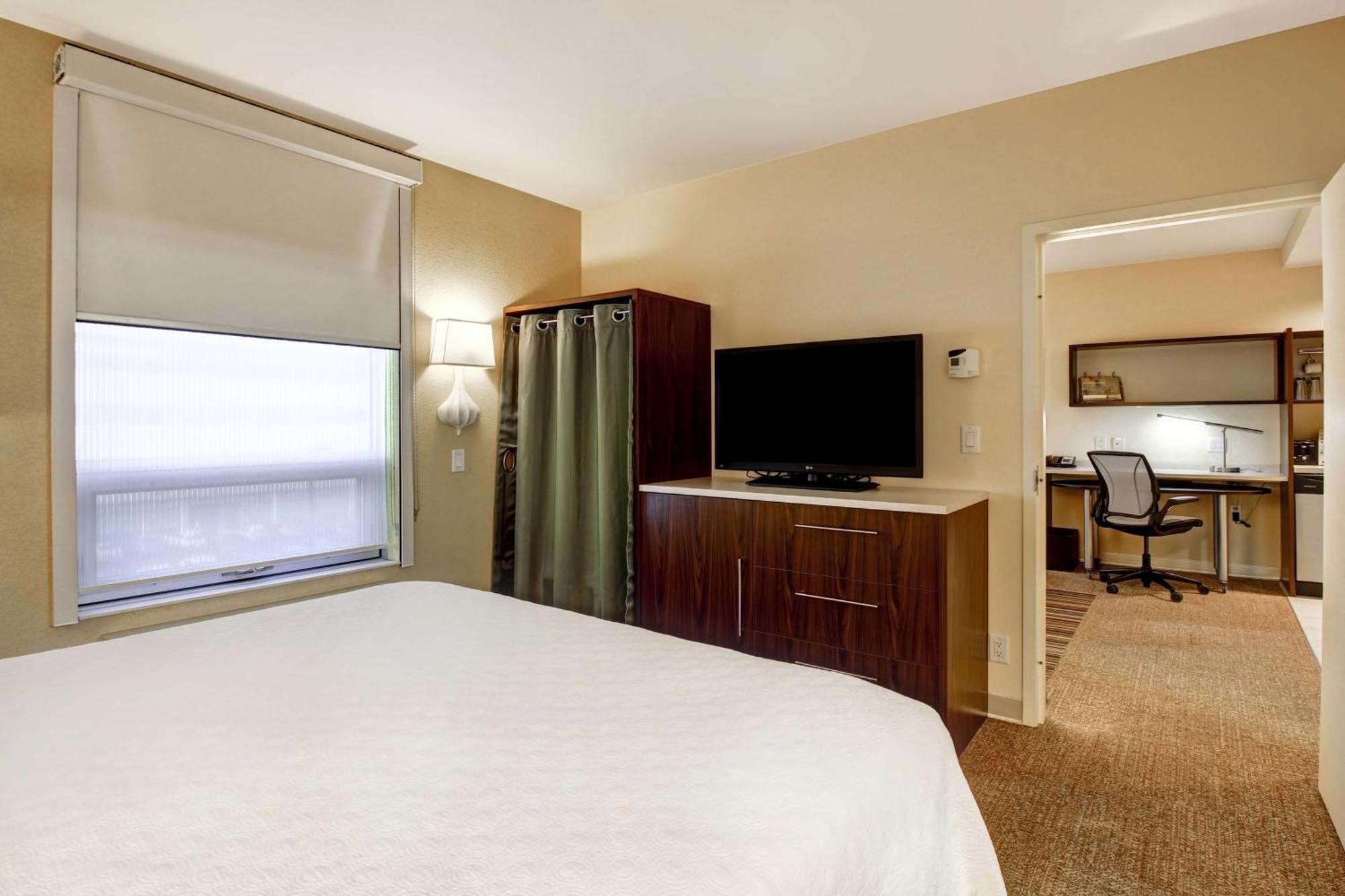 Home2 Suites By Hilton West Edmonton Eksteriør bilde